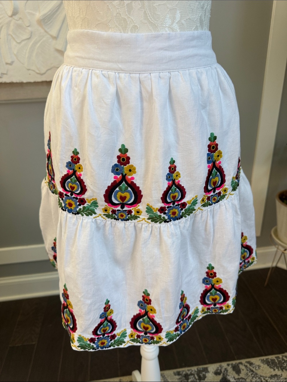 Boden Tiered Embroidered Linen Mini Skirt White Multi Folk Boho Sz 10